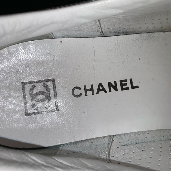 CHANEL size 40 gray suede CHANEL SPORT sneakers - Picture 3 of 12